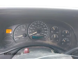 2002 Chevrolet Suburban Z71 с VIN 3GNFK16Z42G220862, выставлен на аукционе IAAI как лот 42328110 с пробегом 276 171 миль миль и . История ставок и продаж доступна на DreamBid. Изображение 7.