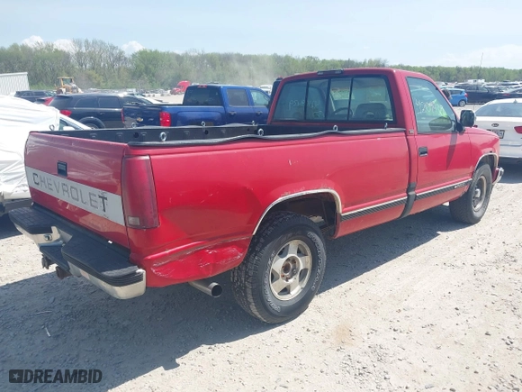 1994 Chevrolet C/K 2500 with VIN 1GCFC24KXRE116072, listed as a IAAI auction lot 42109439 with 212,142 mi miles. Bid and sale history available at carsss.com. Image 4.