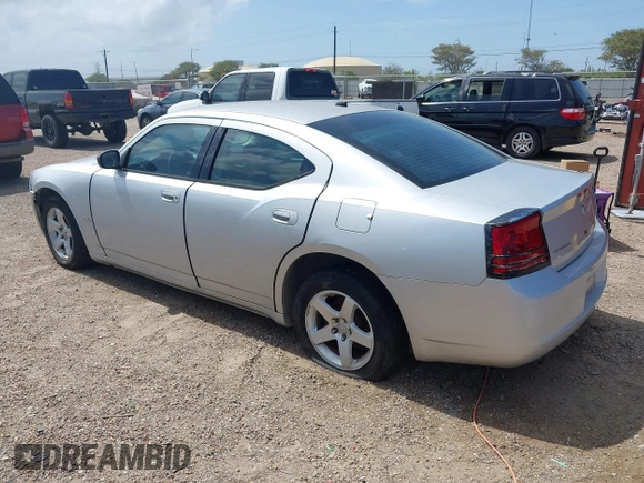 2008 Dodge Charger z VIN 2B3KA43GX8H303530, wystawiony jako IAAI lot #42448562 z przebiegiem 234 466 mil mil oraz . Historia ofert i sprzedaży dostępna na DreamBid. Obrazek 3.