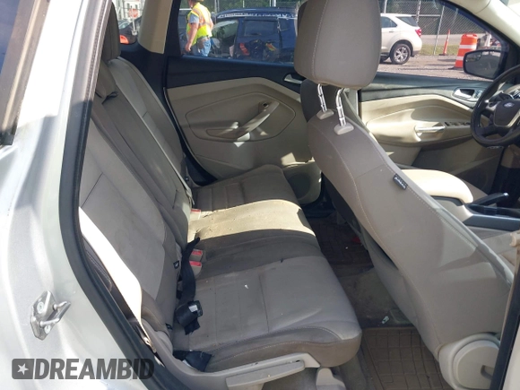 2013 Ford Escape SE z VIN 1FMCU0GX5DUC72347, wystawiony jako IAAI lot #42370050 z przebiegiem 167 212 mil mil oraz . Historia ofert i sprzedaży dostępna na DreamBid. Obrazek 8.