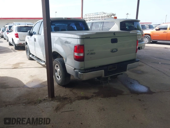 2007 Ford F-150 STX z VIN 1FTRX12W37NA72169, wystawiony jako IAAI lot #42601020 z przebiegiem 147 925 mil mil oraz . Historia ofert i sprzedaży dostępna na DreamBid. Obrazek 3.