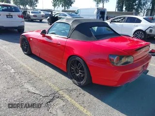 2005 Honda S2000 z VIN JHMAP21465S000043, wystawiony jako IAAI lot #42239018 z przebiegiem 165 466 mil mil oraz . Historia ofert i sprzedaży dostępna na DreamBid. Obrazek 3.