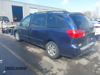 2007 Toyota Sienna CE with VIN 5TDZK23C57S087629, listed as a IAAI auction lot 41623505 with 233,638 mi miles and . Bid and sale history available at DreamBid. Image 3.