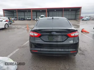 2013 Ford Fusion SE with VIN 3FA6P0HR0DR149724, listed as a IAAI auction lot 41475766 with 132,867 mi miles. Bid and sale history available at carsss.com. Image 17.