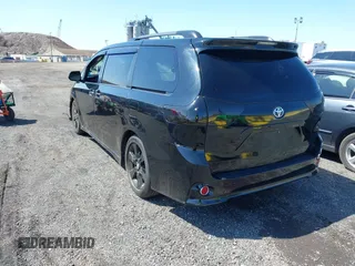 2015 Toyota Sienna SE with VIN 5TDXK3DC4FS581586, listed as a IAAI auction lot 41893274 with 263,577 mi miles. Bid and sale history available at carsss.com. Image 3.