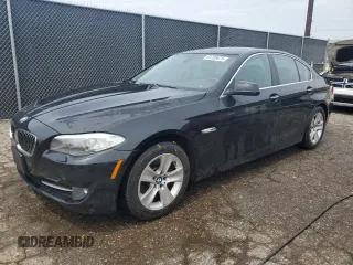 2013 BMW 5 Series 528i xDrive with VIN WBAXH5C59DDW15444, listed as a Copart auction lot 61769475 with 114,901 mi miles and Clean title. Bid and sale history available at DreamBid. Image 1.