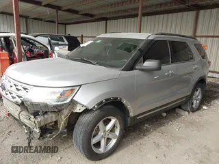 2018 Ford Explorer XLT с VIN 1FM5K7D83JGC26840, выставлен на аукционе IAAI как лот 42248170 с пробегом 128 599 миль миль и . История ставок и продаж доступна на DreamBid. Изображение 2.