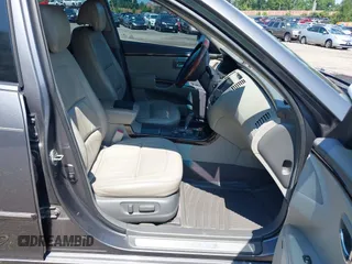 2011 Hyundai Azera Limited with VIN KMHFC4DF1BA552350, listed as a IAAI auction lot 42628519 with 295,296 mi miles and . Bid and sale history available at DreamBid. Image 5.
