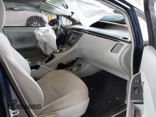 2015 Toyota Prius Four with VIN JTDKN3DU0F1996525, listed as a IAAI auction lot 41788534 with 322,072 mi miles. Bid and sale history available at carsss.com. Image 5.