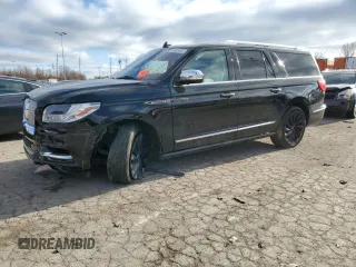 2020 Lincoln Navigator Black Label z VIN 5LMJJ3TT9LEL06204, wystawiony jako Copart lot #83835934 z przebiegiem Nie podano mil oraz Szkody całkowita. Historia ofert i sprzedaży dostępna na DreamBid. Obrazek 1.