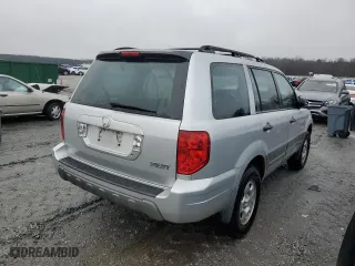 2004 Honda Pilot LX with VIN 2HKYF18124H555240, listed as a Copart auction lot 45273385 with 250,091 mi miles and Salvage Title. Bid and sale history available at carsss.com. Image 3.
