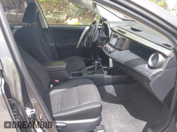 2018 Toyota RAV4 LE z VIN JTMBFREV9JJ742196, wystawiony jako IAAI lot #42242296 z przebiegiem 97 479 mil mil oraz . Historia ofert i sprzedaży dostępna na DreamBid. Obrazek 5.