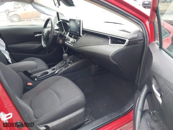 2020 Toyota Corolla LE with VIN 5YFEPRAE1LP096201, listed as a IAAI auction lot 41808175 with 90,111 mi miles. Bid and sale history available at carsss.com. Image 5.