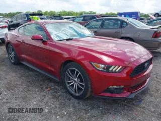 2017 Ford Mustang EcoBoost z VIN 1FA6P8TH0H5290413, wystawiony jako IAAI lot #42379424 z przebiegiem 64 729 mil mil oraz . Historia ofert i sprzedaży dostępna na DreamBid. Obrazek 1.