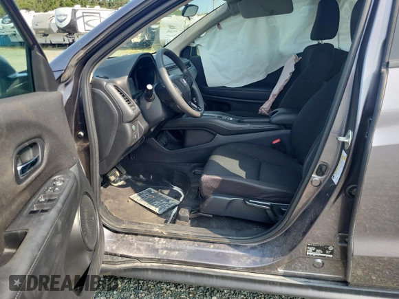 2018 Honda HR-V LX with VIN 3CZRU6H38JM104418, listed as a Copart auction lot 65933644 with 52,254 mi miles and Salvage Title. Bid and sale history available at carsss.com. Image 7.