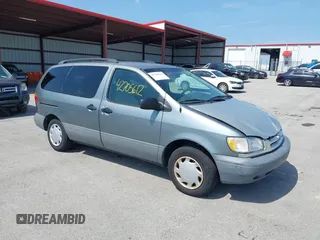 2000 Toyota Sienna LE with VIN 4T3ZF13C4YU211145, listed as a IAAI auction lot 42705612 with 217,825 mi miles and . Bid and sale history available at DreamBid. Image 1.