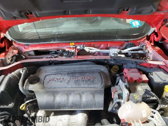 2018 Jeep Renegade Limited z VIN ZACCJBDB8JPG96152, wystawiony jako Copart lot #58306035 z przebiegiem 105 792 mil mil oraz Szkoda całkowita • Salvage title. Historia ofert i sprzedaży dostępna na DreamBid. Obrazek 12.