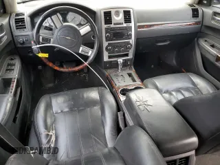 2008 Chrysler 300 C Hemi with VIN 2C3KA63H78H139905, listed as a Copart auction lot 75593244 with 120,192 mi miles and Salvage Title. Bid and sale history available at carsss.com. Image 8.