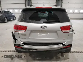 2017 Kia Sorento LX with VIN 5XYPG4A31HG211014, listed as a Copart auction lot 82358694 with 153,275 mi miles and Salvage Title. Bid and sale history available at carsss.com. Image 6.