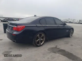 2011 BMW 7 Series 750i with VIN WBAKA8C5XBCY37073, listed as a Copart auction lot 76238914 with 129,493 mi miles and Clean title. Bid and sale history available at DreamBid. Image 3.