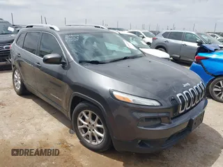 2017 Jeep Cherokee Latitude with VIN 1C4PJLCS9HW507255, listed as a IAAI auction lot 42065448 with 195,101 mi miles and . Bid and sale history available at carsss.com. Image 1.