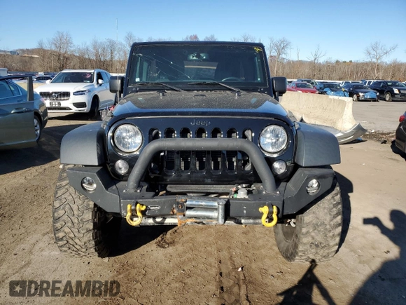 2018 Jeep Wrangler JK Unlimited Sahara with VIN 1C4BJWEG5JL851015, listed as a Copart auction lot 81107834 with 43,461 mi miles and Clean Title. Bid and sale history available at carsss.com. Image 5.