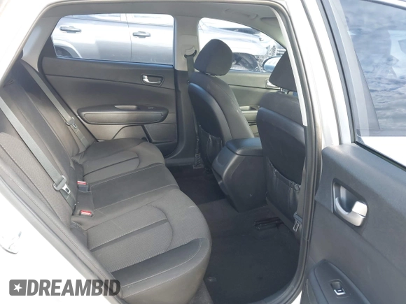 2016 Kia Optima LX with VIN 5XXGT4L38GG079249, listed as a IAAI auction lot 42674130 with 136,397 mi miles and . Bid and sale history available at DreamBid. Image 8.