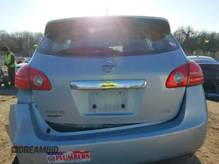 2015 Nissan Rogue S with VIN JN8AS5MVXFW261910, listed as a IAAI auction lot 41769475 with 160,783 mi miles and . Bid and sale history available at DreamBid. Image 16.