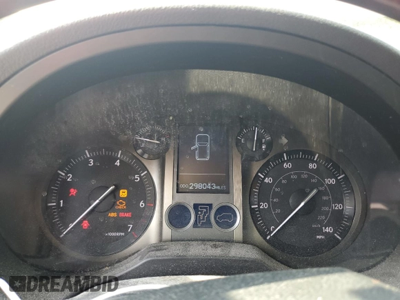 2010 Lexus GX 460 z VIN JTJBM7FX4A5011627, wystawiony jako Copart lot #59955545 z przebiegiem 298 043 mil mil oraz Czysty tytuł • Clean title. Historia ofert i sprzedaży dostępna na DreamBid. Obrazek 9.