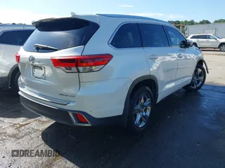 2018 Toyota Highlander Limited with VIN 5TDDZRFH0JS487322, listed as a IAAI auction lot 42501659 with 72,212 mi miles and . Bid and sale history available at DreamBid. Image 4.