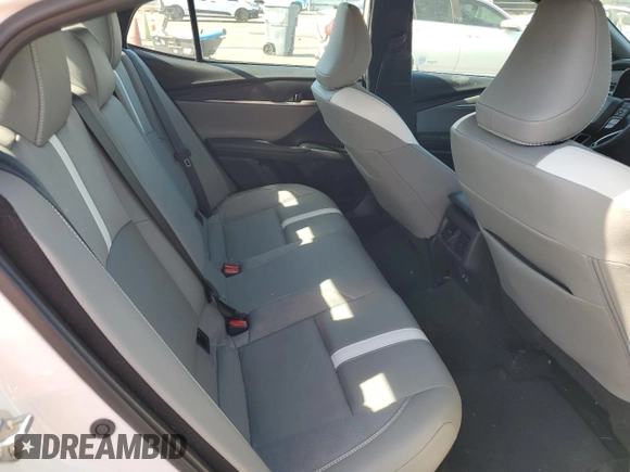 2025 Toyota Camry LE z VIN 4T1DAACK6SU062124, wystawiony jako Copart lot #54156185 z przebiegiem 16 210 mil mil oraz Szkoda całkowita • Salvage title. Historia ofert i sprzedaży dostępna na DreamBid. Obrazek 10.