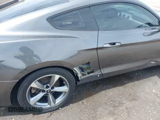 2016 Ford Mustang EcoBoost z VIN 1FA6P8TH6G5263795, wystawiony jako IAAI lot #42310175 z przebiegiem 124 174 mil mil oraz . Historia ofert i sprzedaży dostępna na DreamBid. Obrazek 17.