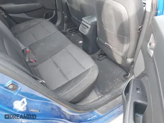 2017 Hyundai Elantra Limited with VIN 5NPD84LF6HH197255, listed as a IAAI auction lot 41761784 with 61,817 mi miles. Bid and sale history available at carsss.com. Image 8.