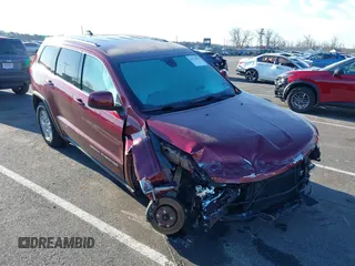 2017 Jeep Grand Cherokee Altitude z VIN 1C4RJFAG3HC683261, wystawiony jako IAAI lot #41624592 z przebiegiem 70 291 mil mil oraz . Historia ofert i sprzedaży dostępna na DreamBid. Obrazek 1.