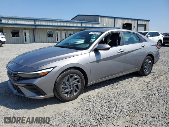 2024 Hyundai Elantra SEL z VIN KMHLM4DG2RU675916, wystawiony jako Copart lot #53043225 z przebiegiem 9 169 mil mil oraz Szkoda całkowita • Salvage title. Historia ofert i sprzedaży dostępna na DreamBid. Obrazek 1.