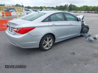 2011 Hyundai Sonata SE with VIN 5NPEC4AC9BH230381, listed as a IAAI auction lot 41781969 with 161,916 mi miles. Bid and sale history available at carsss.com. Image 4.