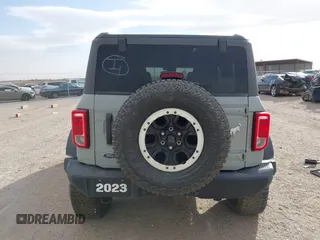 2022 Ford Bronco с VIN 1FMEE5DP8NLB10601, выставлен на аукционе IAAI как лот 37525258 с пробегом Не указан миль и . История ставок и продаж доступна на DreamBid. Изображение 16.