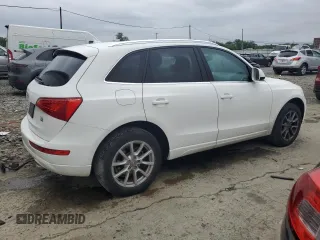 2010 Audi Q5 Premium Plus z VIN WA1LKAFPXAA020442, wystawiony jako Copart lot #62762045 z przebiegiem 136 816 mil mil oraz Szkoda całkowita • Salvage title. Historia ofert i sprzedaży dostępna na DreamBid. Obrazek 3.
