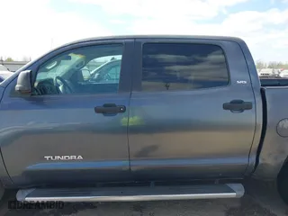 2007 Toyota Tundra SR5 with VIN 5TBET54107S456402, listed as a IAAI auction lot 41828151 with 104,672 mi miles. Bid and sale history available at carsss.com. Image 14.
