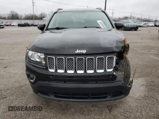 2014 Jeep Compass High Altitude with VIN 1C4NJCEAXED679345, listed as a Copart auction lot 85058994 with 153,973 mi miles and Non Repairable. Bid and sale history available at carsss.com. Image 5.