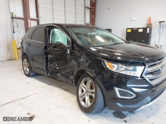 2018 Ford Edge Titanium with VIN 2FMPK4K97JBB74784, listed as a IAAI auction lot 41295201 with 124,998 mi miles. Bid and sale history available at carsss.com. Image 6.