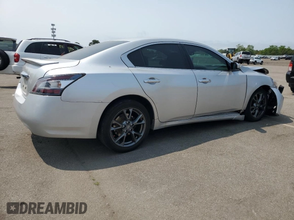 2014 Nissan Maxima SV with VIN 1N4AA5AP7EC478132, listed as a Copart auction lot 59369565 with 130,569 mi miles and Salvage title. Bid and sale history available at DreamBid. Image 3.