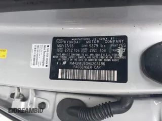 2017 Genesis G80 3.8L z VIN KMHGN4JE0HU203486, wystawiony jako IAAI lot #41571417 z przebiegiem 93 418 mil mil oraz . Historia ofert i sprzedaży dostępna na DreamBid. Obrazek 9.