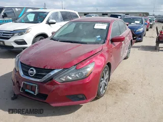 2018 Nissan Altima SV with VIN 1N4AL3AP0JC137065, listed as a IAAI auction lot 41513317 with 49,908 mi miles and . Bid and sale history available at carsss.com. Image 2.