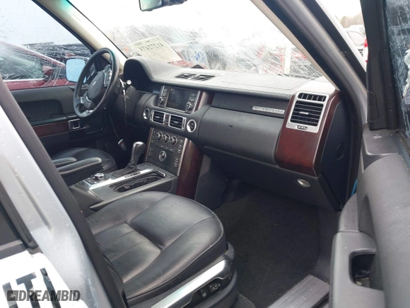 2011 Land Rover Range Rover HSE with VIN SALME1D48BA356403, listed as a IAAI auction lot 41272473 with 153,669 mi miles. Bid and sale history available at carsss.com. Image 5.