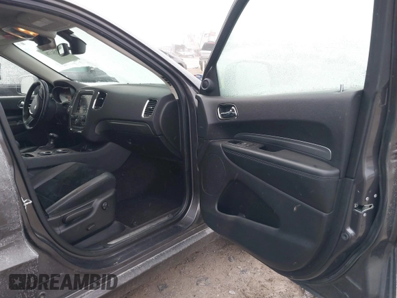 2018 Dodge Durango GT z VIN 1C4RDJDG8JC395649, wystawiony jako IAAI lot #40631378 z przebiegiem 47 705 mil mil oraz . Historia ofert i sprzedaży dostępna na DreamBid. Obrazek 5.