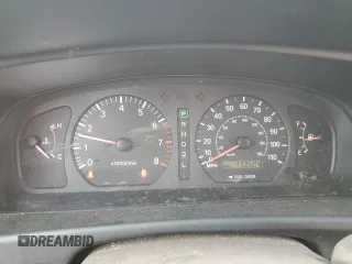 1999 Toyota Sienna LE with VIN 4T3ZF13C9XU167304, listed as a Copart auction lot 81339034 with 173,504 mi miles and Non Repairable. Bid and sale history available at carsss.com. Image 9.