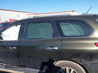 2016 Nissan Pathfinder S z VIN 5N1AR2MN4GC646951, wystawiony jako IAAI lot #41411060 z przebiegiem 121 690 mil mil oraz . Historia ofert i sprzedaży dostępna na DreamBid. Obrazek 14.