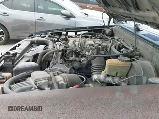 1995 Toyota 4Runner z VIN JT3VN29V7S0070071, wystawiony jako IAAI lot #42536157 z przebiegiem 273 694 mil mil oraz . Historia ofert i sprzedaży dostępna na DreamBid. Obrazek 19.