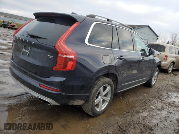 2016 Volvo XC90 Momentum with VIN YV4102XK1G1068042, listed as a Copart auction lot 38305163 with 100,589 mi miles. Bid and sale history available at carsss.com. Image 3.